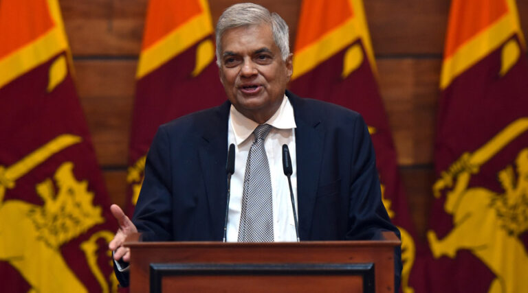 <strong>Sri Lanka President to Visit China as Debt Talks Progress</strong>